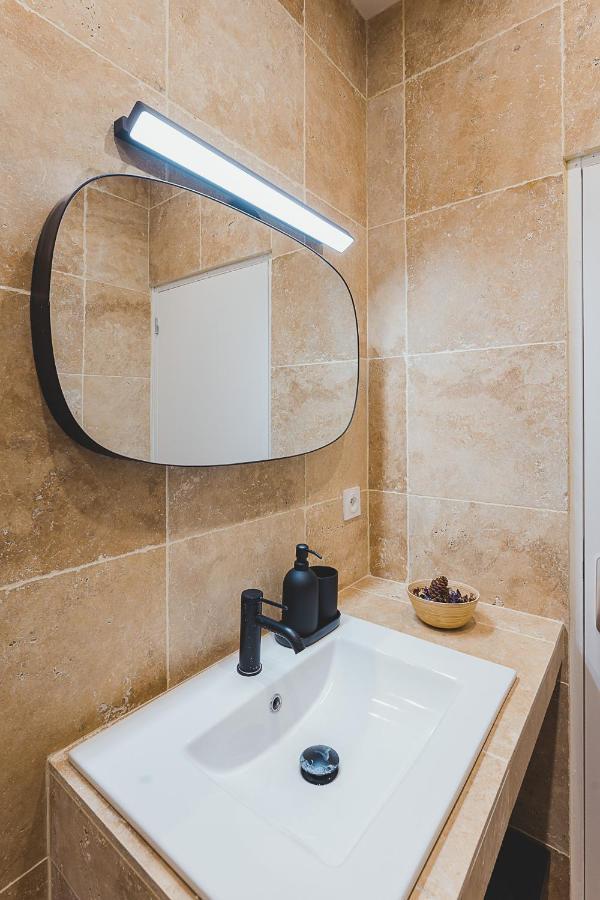 Magnifique T5 - Gare St Charles - 4 A 10 Personnes Apartment Marseille Exterior photo